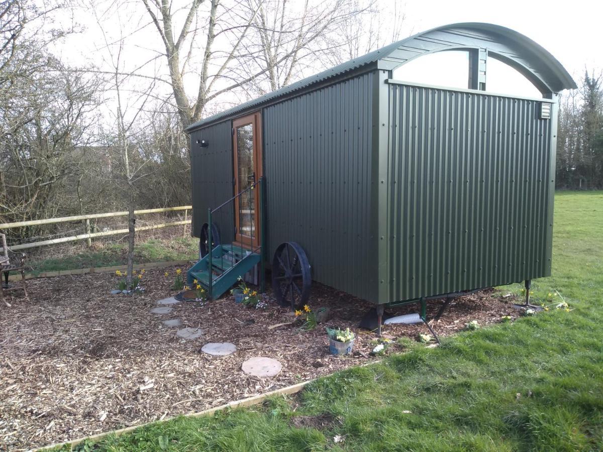 Glamping Malvern Shepherd Hut 외부 사진