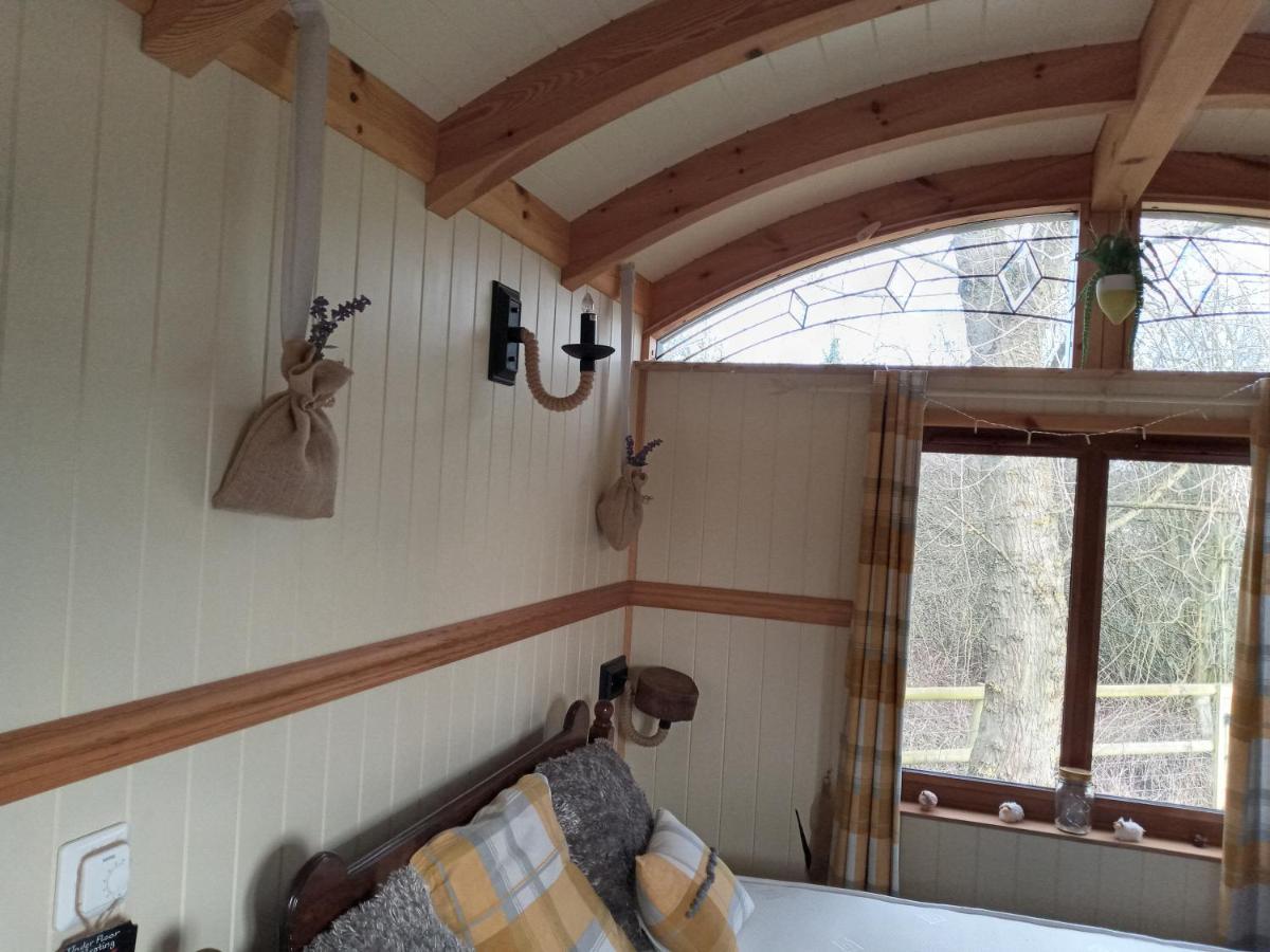 Glamping Malvern Shepherd Hut 외부 사진