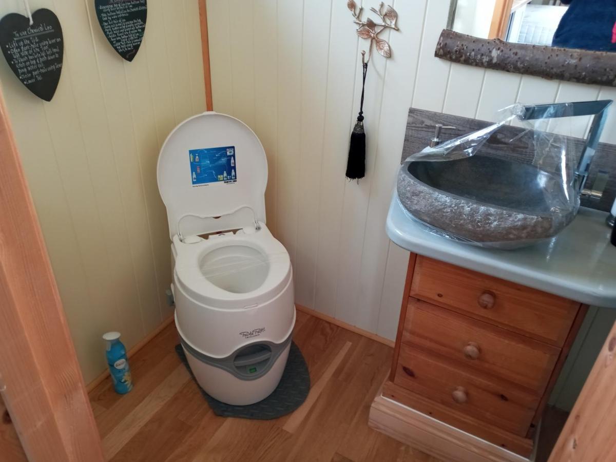 Glamping Malvern Shepherd Hut 외부 사진