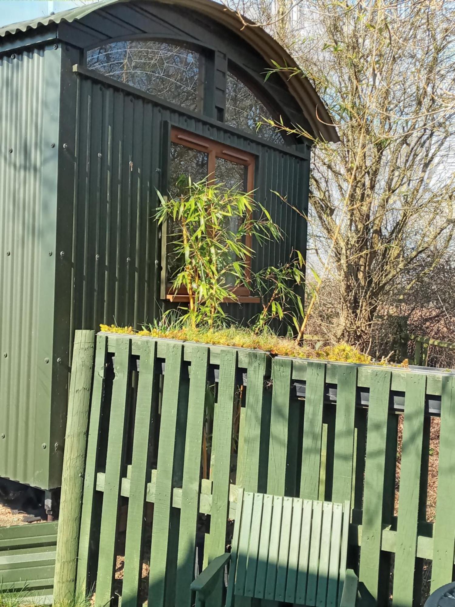 Glamping Malvern Shepherd Hut 외부 사진