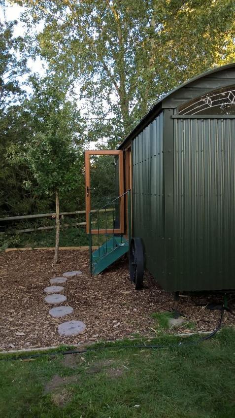Glamping Malvern Shepherd Hut 외부 사진